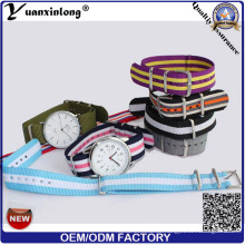Yxl-630 kundenspezifisches Firmenzeichen Nato Uhr-Nylonband-Jugendlich-Stylist-kundenspezifische Armbanduhr für Promition Geschenke
